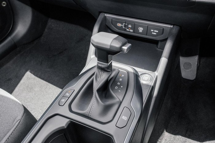 2025 Kia K4 S