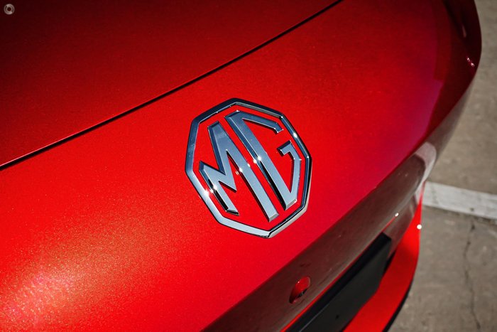 2025 MG MGS5 EV Essence 62 ZS3EM MY25 Diamond Red