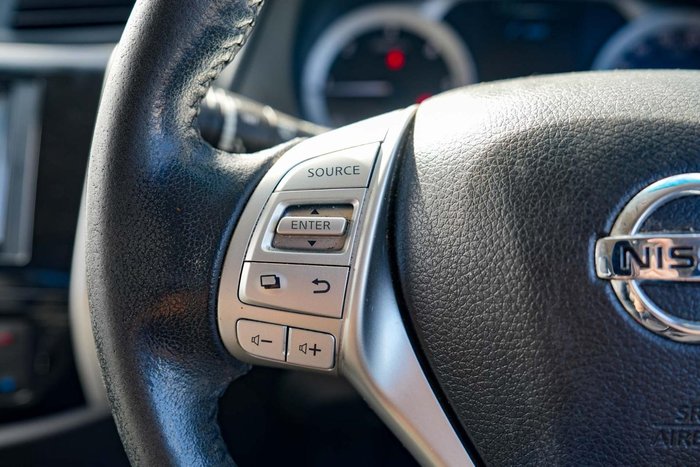 2015 Nissan Navara ST-X