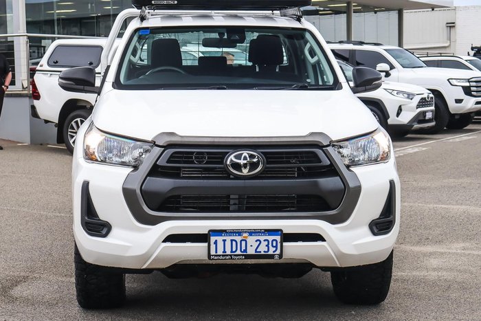2022 Toyota Hilux SR