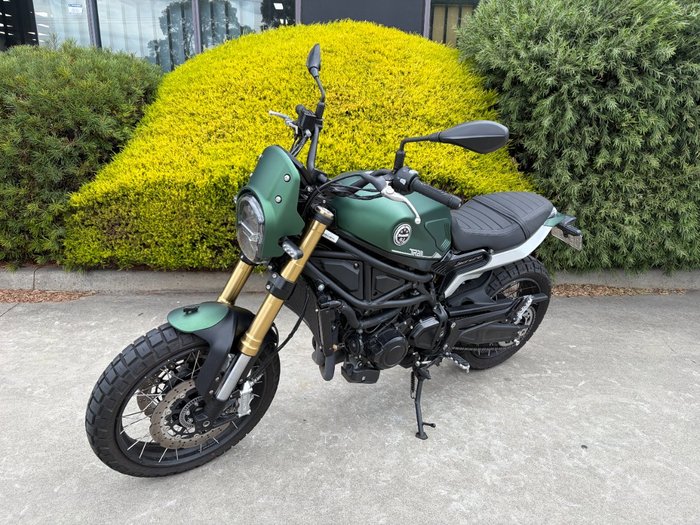 2022 Benelli LEONCINO 800 TRAIL FOREST GREEN