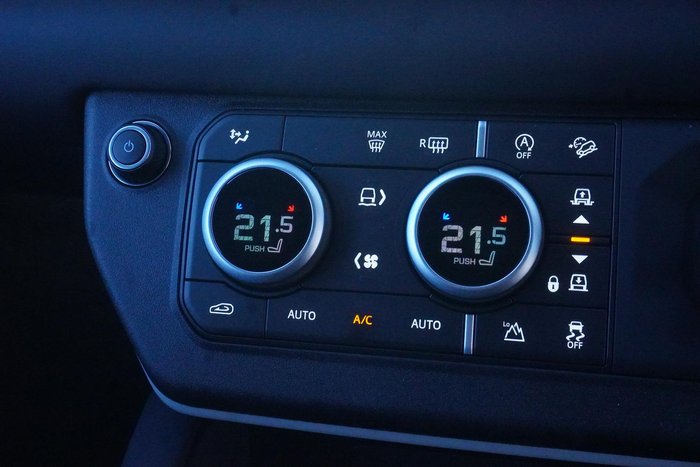 2024 Land Rover Defender 110 P300 S