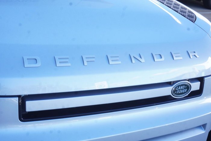 2024 Land Rover Defender 110 P300 S