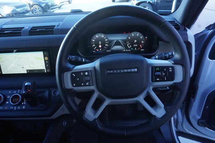 2024 Land Rover Defender 110 P300 S