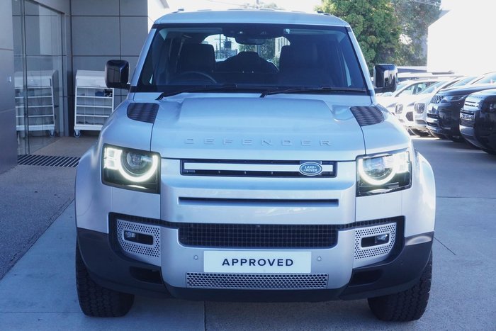 2024 Land Rover Defender 110 P300 S