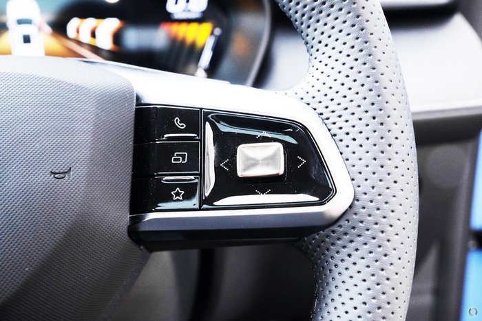 2025 MG ZS Essence Turbo