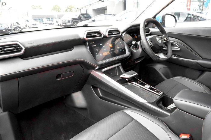 2025 MG ZS Essence Turbo