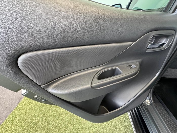 2022 Mitsubishi Triton GLX+