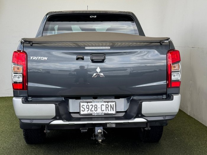 2022 Mitsubishi Triton GLX+