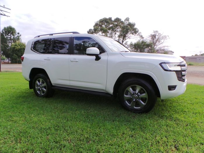 2022 Toyota Landcruiser VX