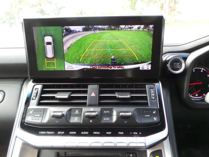 2022 Toyota Landcruiser VX