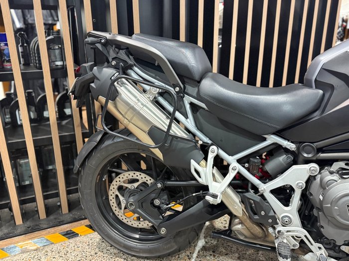 2022 Triumph TIGER 1200 GT EXPLORER WHITE