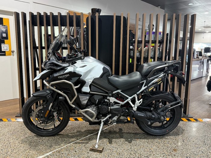 2022 Triumph TIGER 1200 GT EXPLORER WHITE