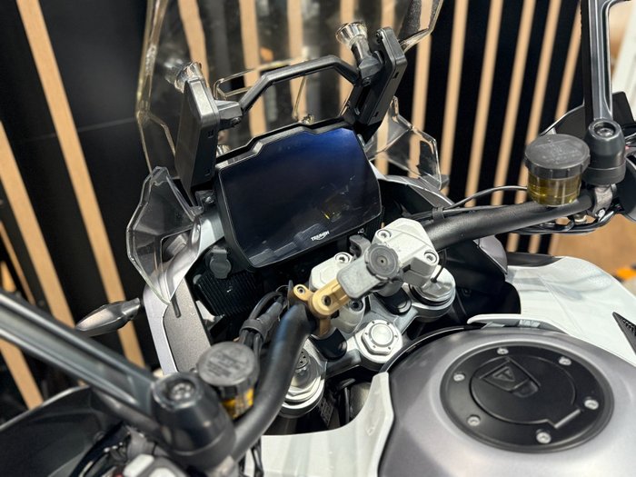 2022 Triumph TIGER 1200 GT EXPLORER WHITE