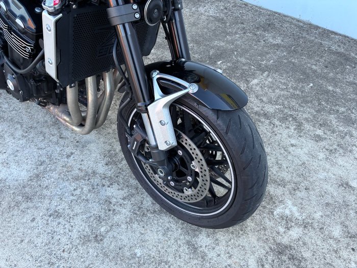 2024 Kawasaki Z900RS (ZR900C) Blue