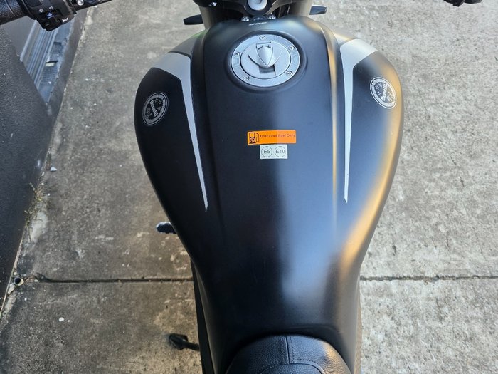 2020 Benelli 502C BLACK