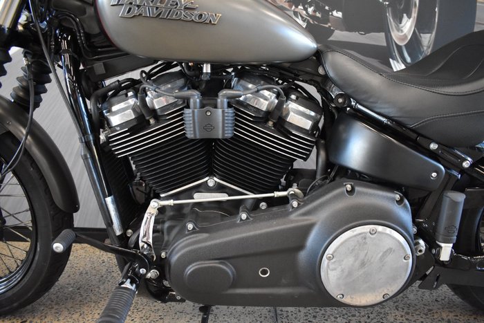 2018 HARLEY-DAVIDSON FXBB STREET BOB