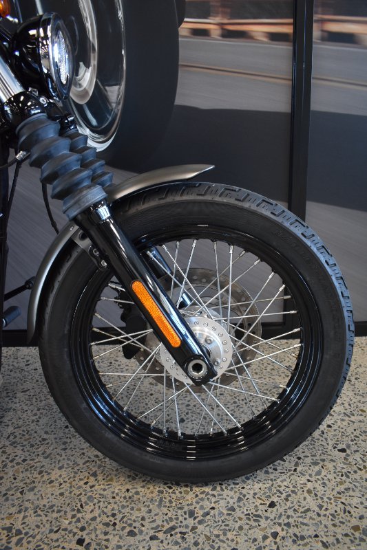 2018 HARLEY-DAVIDSON FXBB STREET BOB