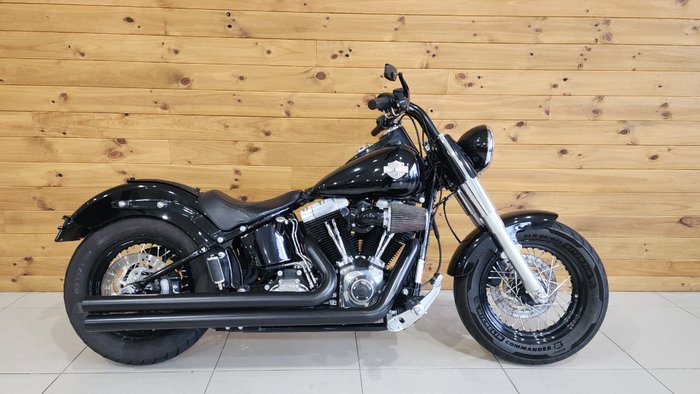 2012 HARLEY-DAVIDSON