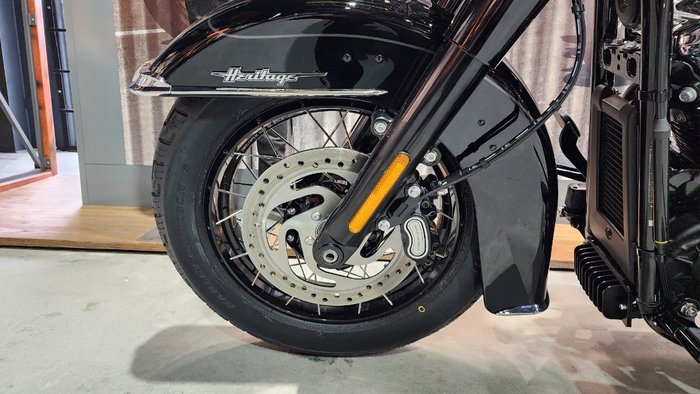 2026 HARLEY-DAVIDSON FLHC HERITAGE CLASSIC (117)
