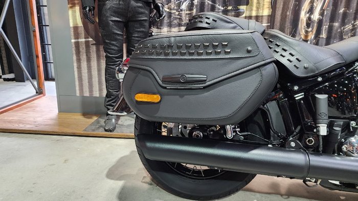 2026 HARLEY-DAVIDSON FLHC HERITAGE CLASSIC (117)