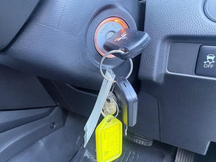 2021 Mitsubishi Triton GLX