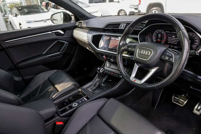 2023 Audi Q3 40 TFSI