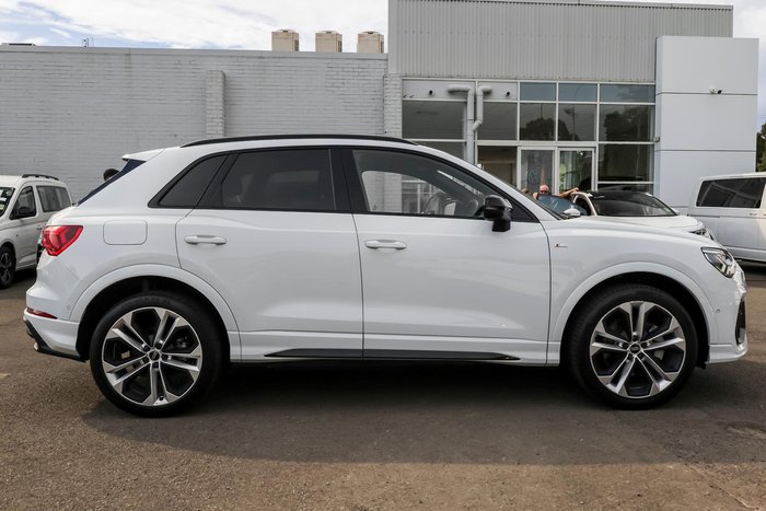 2023 Audi Q3 40 TFSI