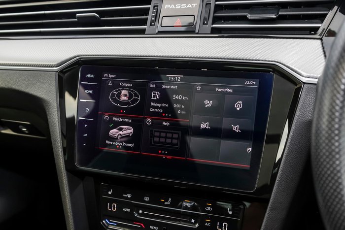 2021 Volkswagen Passat 206TSI R-Line