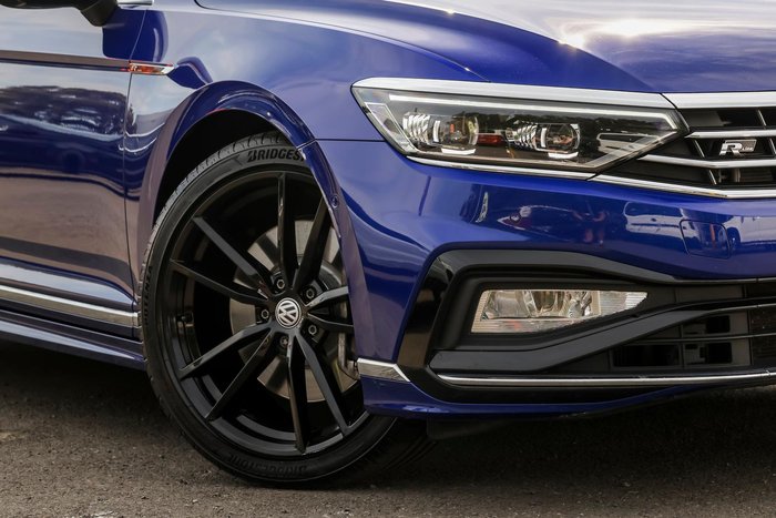 2021 Volkswagen Passat 206TSI R-Line