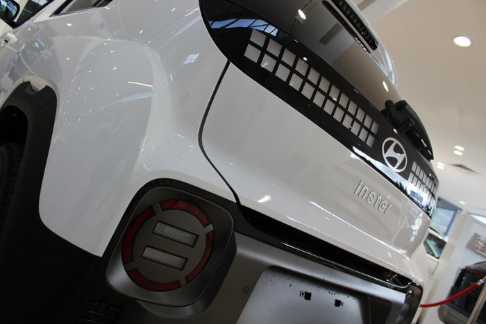 2026 Hyundai INSTER Cross