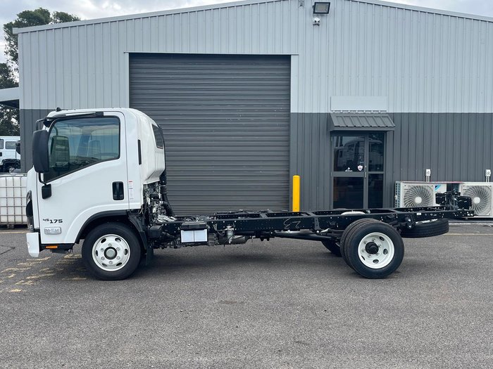2025 Isuzu N Series NPR 45/65-175 DT D34
