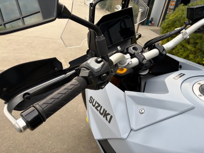 2023 Suzuki V-STROM 800DE