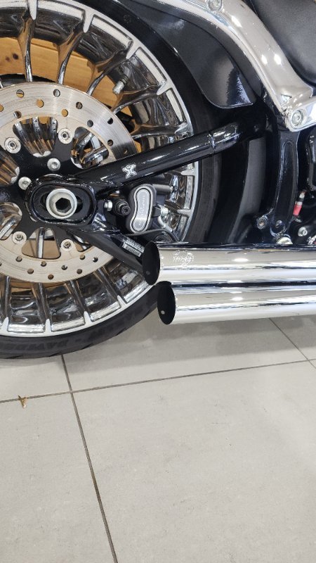 2014 HARLEY-DAVIDSON FXSB SOFTAIL BREAKOUT