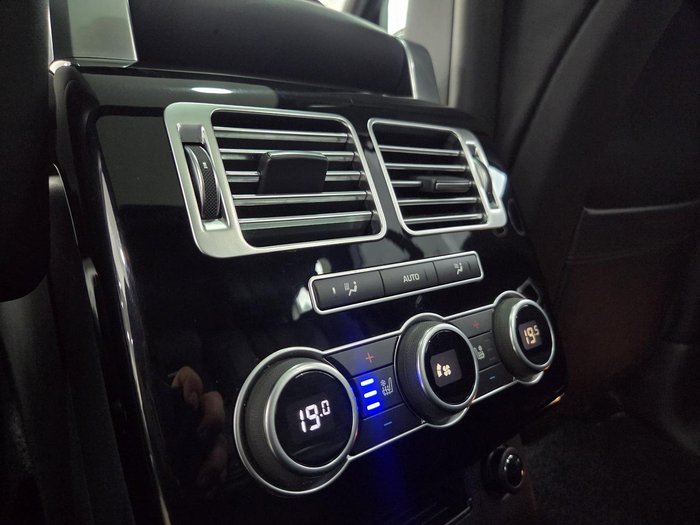 2016 Land Rover Range Rover SDV8 Autobiography