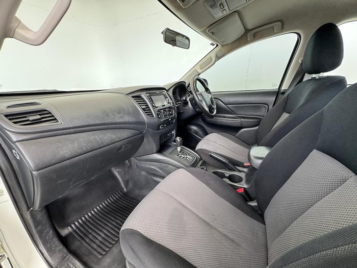 2019 Mitsubishi Triton GLX