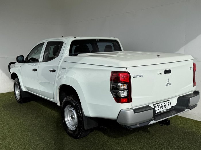 2019 Mitsubishi Triton GLX