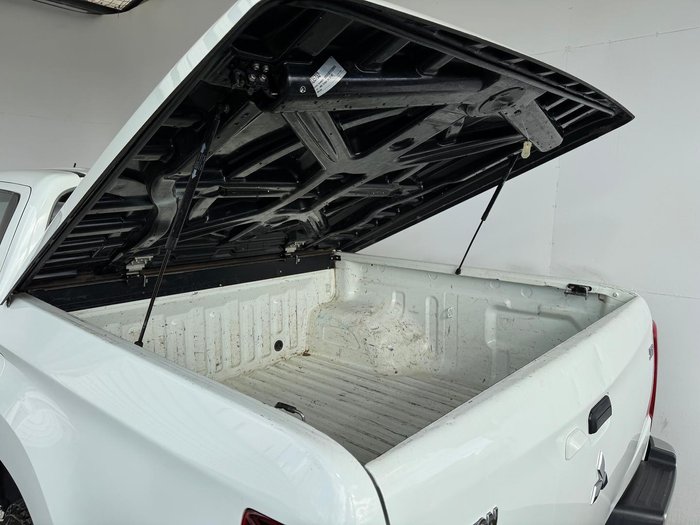 2019 Mitsubishi Triton GLX