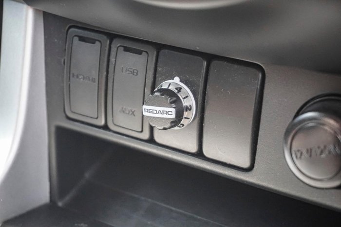 2016 Isuzu MU-X LS-T