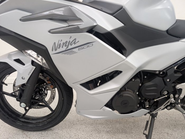 2025 Kawasaki NINJA 500 Green