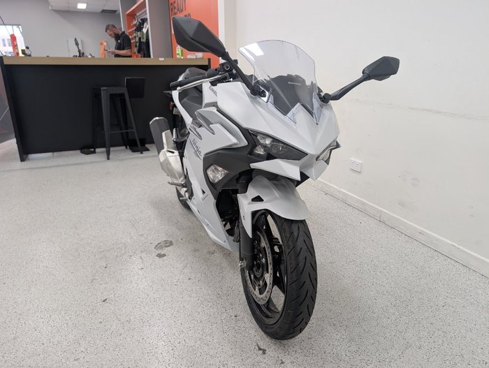 2025 Kawasaki NINJA 500 Green