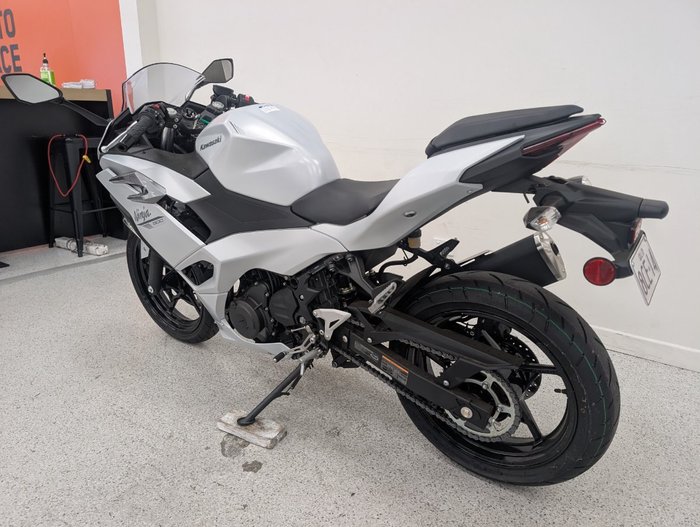 2025 Kawasaki NINJA 500 Green