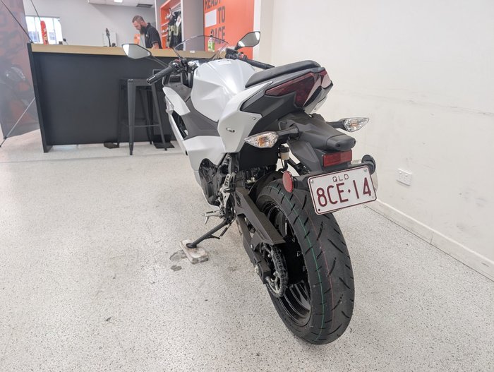 2025 Kawasaki NINJA 500 Green