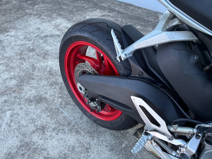 2015 DUCATI 899 PANIGALE White