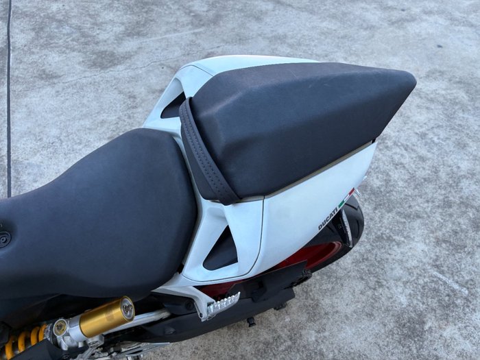 2015 DUCATI 899 PANIGALE White