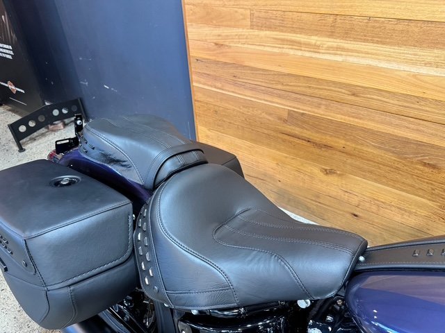 2026 HARLEY-DAVIDSON FLHC HERITAGE CLASSIC (117)