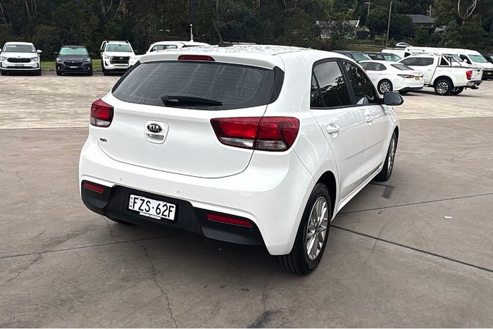 2017 Kia Rio Si