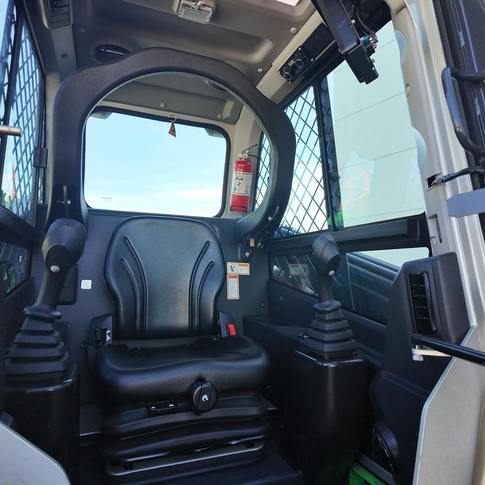 Liugong 385B-E Electric Skid Steer Loader