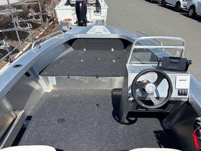 2026 QUINTREX 490 Renegade SC