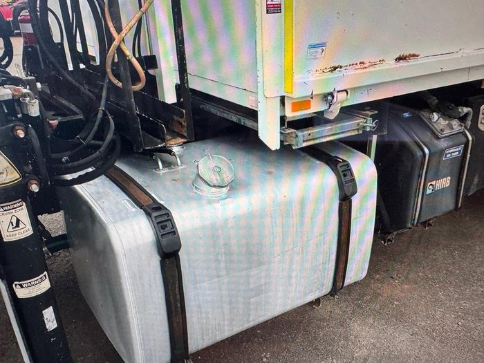 2015 Hino 500 Series GH1728 9 WHITE